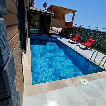 Villahome Villa *