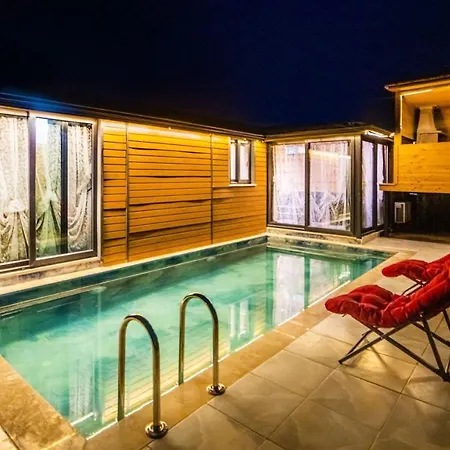 Villahome Villa *
